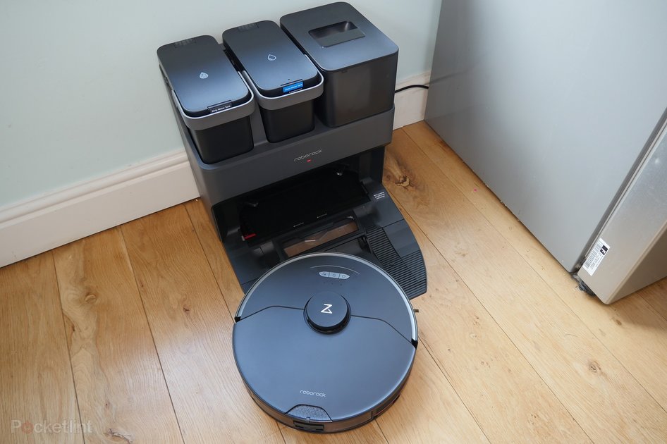 160347-smart-home-review-roborock-s7-maxv-ultra-robot-vacuum-review-the-dock-image2-qh9uxzwybq