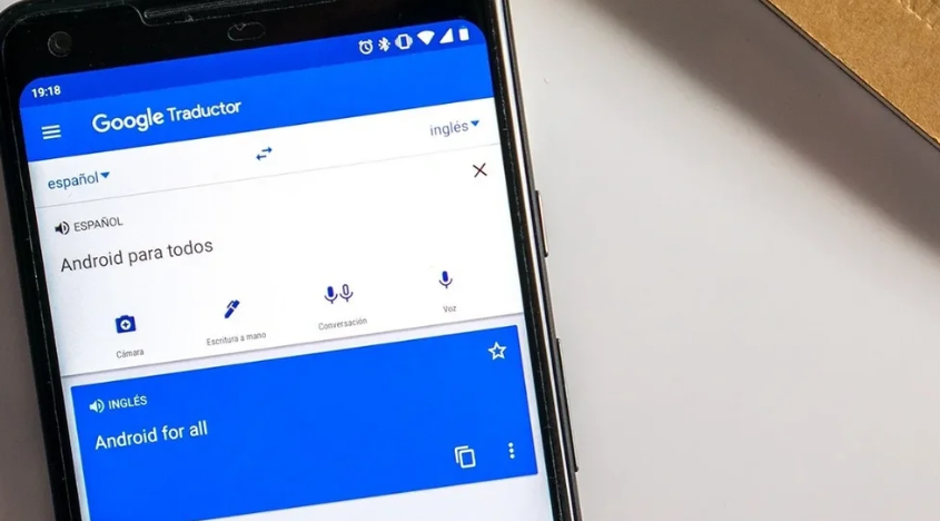 Google presenta sus Pixel Buds que traducen 40 idiomas en tiempo