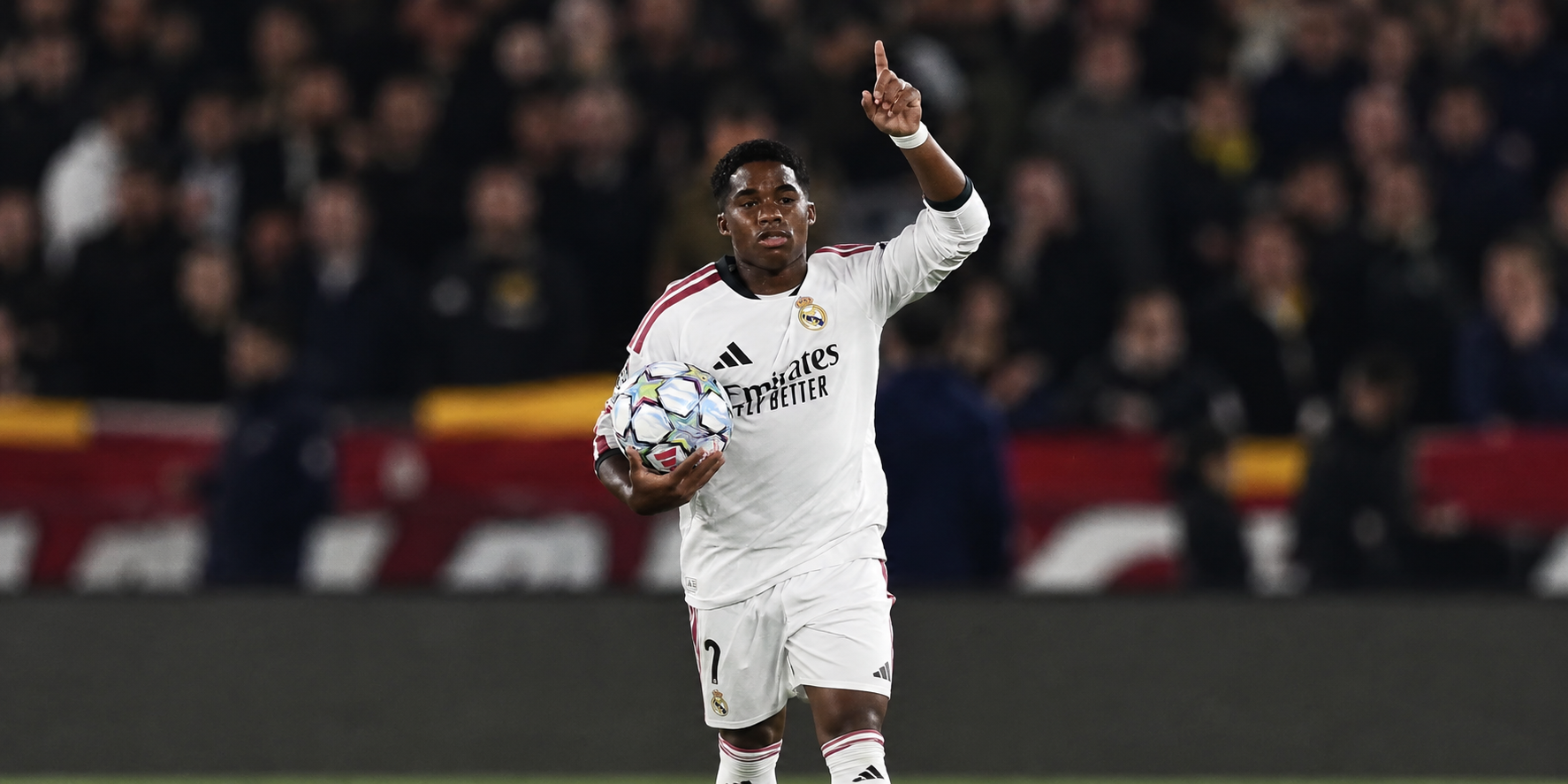 Endrick revela que hablaba con Dios antes de ingresar al campo